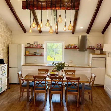 Villa Faraway *